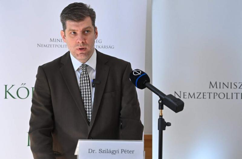 Szilágyi Péter: A Kőrösi- és a Petőfi-program ösztöndíjasai fontos és inspiráló küldetést teljesítenek.