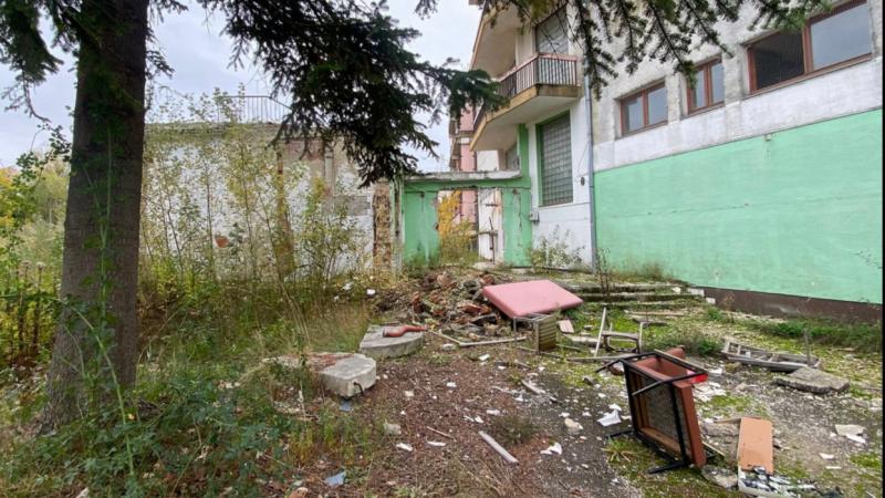 Elképesztő képek: így pusztul el a balatoni gyermektábor, ahol a vidéki gyerekek ezrei töltötték a vakációjukat - Pénzcentrum
