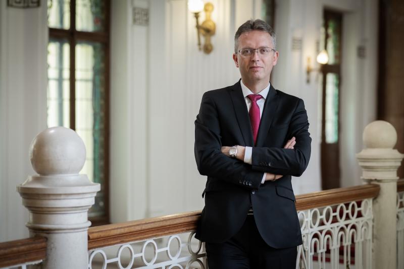 Az Otthon Start program forradalmasítani fogja a lakáspiacot – interjú Hankó Balázs miniszterrel.